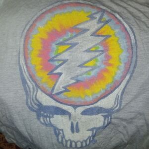 Grateful Dead Gray Tee with Tie-Dye Skull and Lightning Bolt